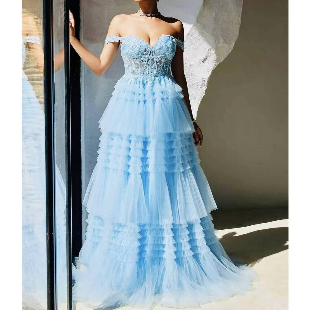 NEW COUTURE LEE sweetheart neckline prom gown in sky blue